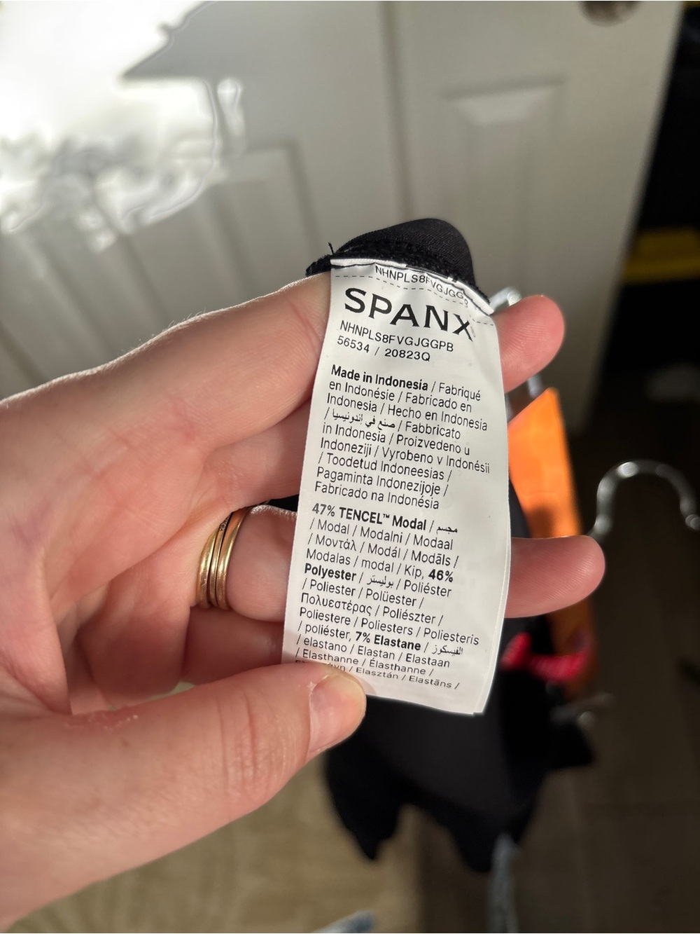 Spanx AirEssentials Black Barrel Pant 1X petite - Picture 6 of 6